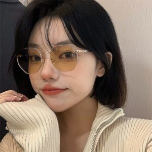Do not pick the face shape without makeup and color-changing glasses, women can be equipped with high-value polygonal anti-ultraviolet optical flat lenses